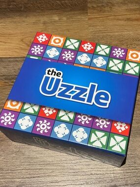 The Uzzle
Family game for all ages!